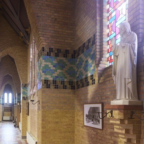 R.K. Mariakerk van Leerdam, bekend om haar graniver.
